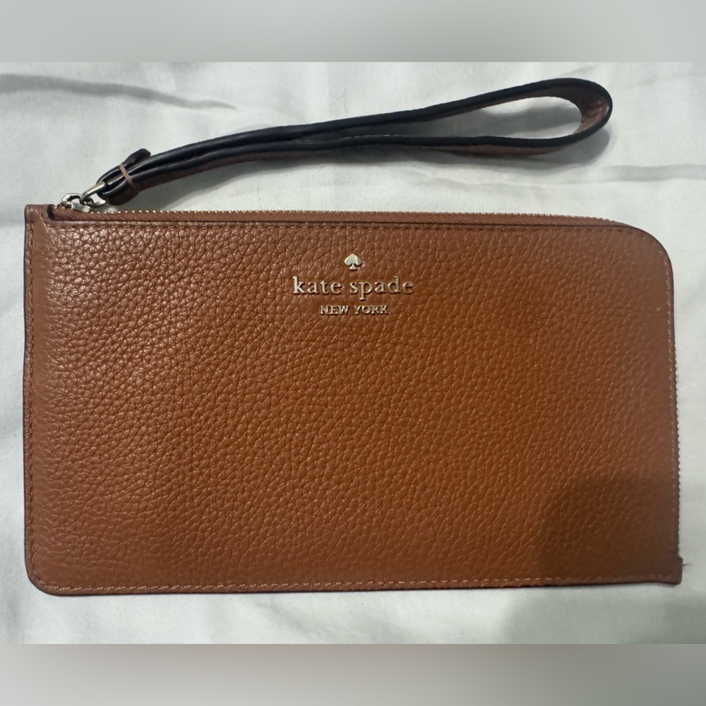 kate spade Lucy Tan Leather Wristlet